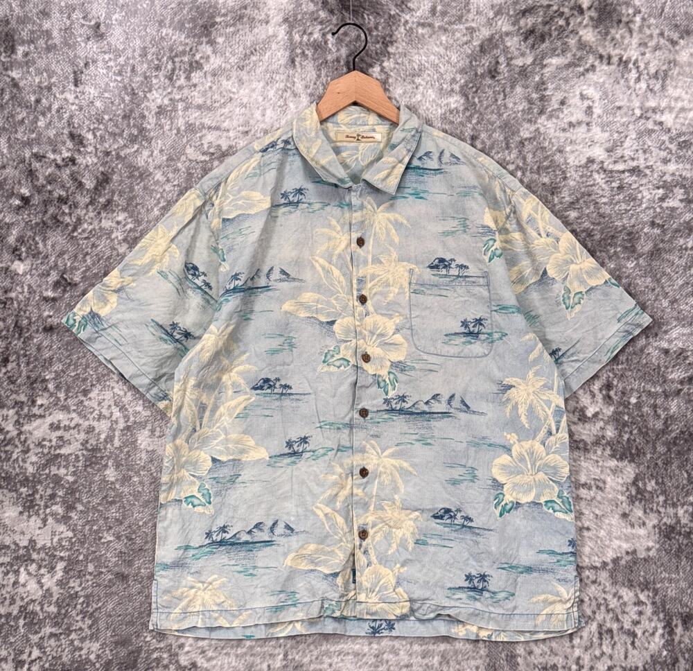 Tommy Bahama Shirt XL Mens Silk Hawaiian Island Volcano Button Down